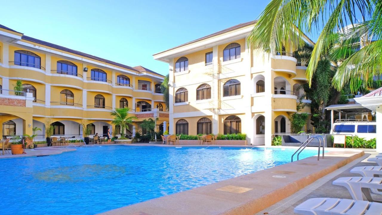 Boracay Holiday Resort Balabag  Bagian luar foto